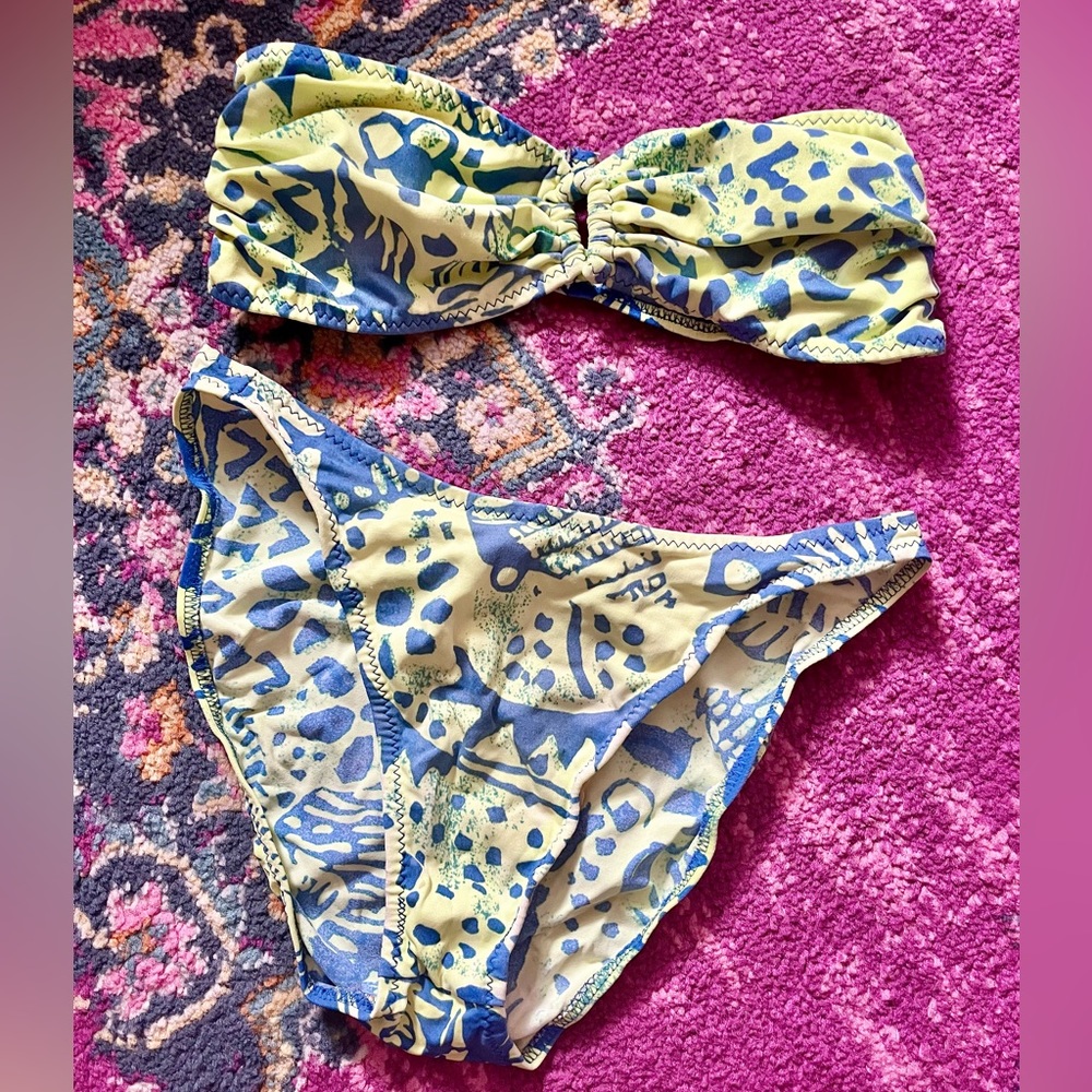 Vintage Raisins 80’s High Leg Strapless Bikini Set